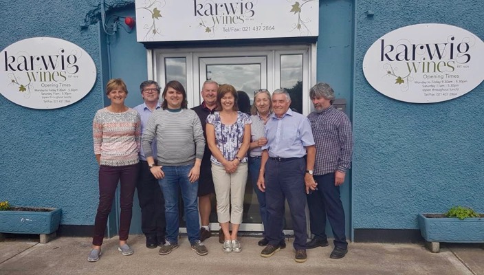 Karwigs Wine staff in front of the shop